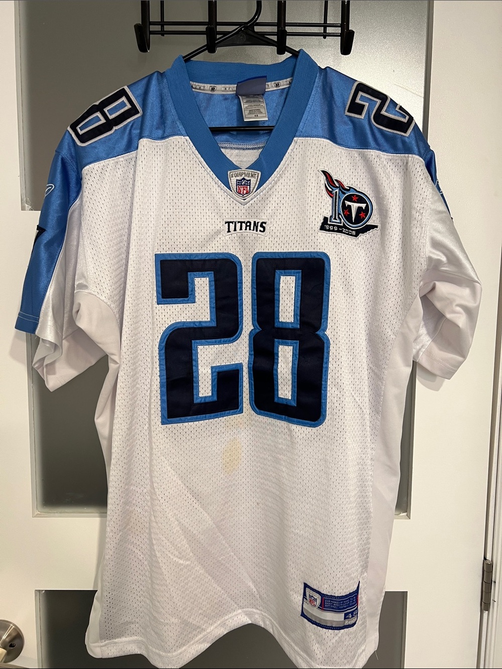 Reebok Tennessee Titans Chris Johnson 28 Jersey Stitched